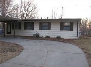 619 Northborough Ln, Lincoln, NE 68505