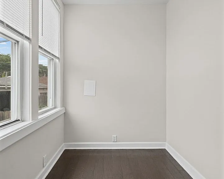 1742 N Mayfield Ave #1 — Photo 13