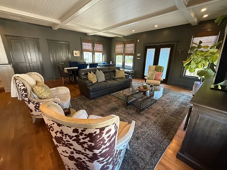 419 N Walnut St — Photo 9