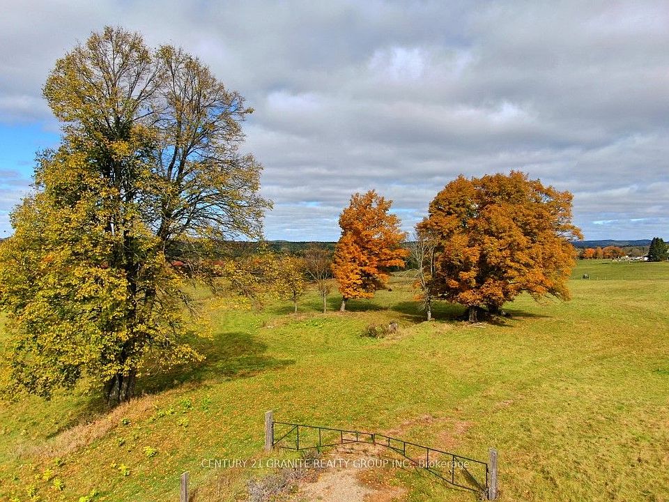 1st image of 649 Detlor Rd