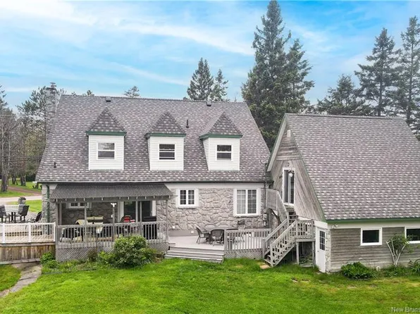 38 Cornwall Rd, Shediac, NB E4P 1P2