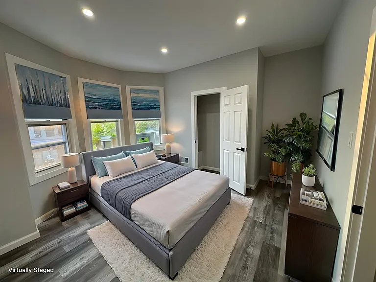 1141 Herbert St — Photo 3