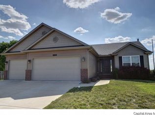 7421 Royal Troon Ct, Springfield, IL 62711