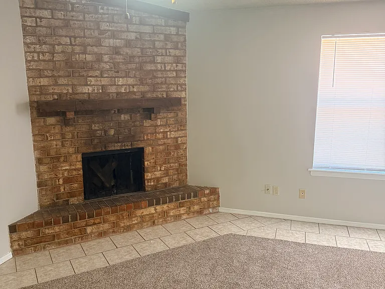 828 Hardy Springs Cir #C — Photo 11