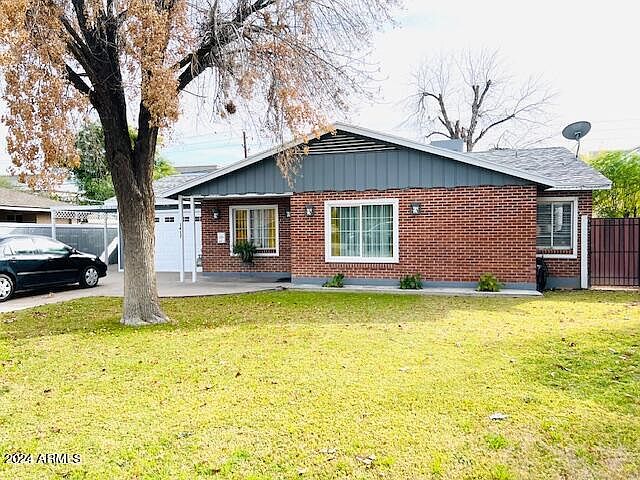 1st image of 1417 W PEPPER Place N