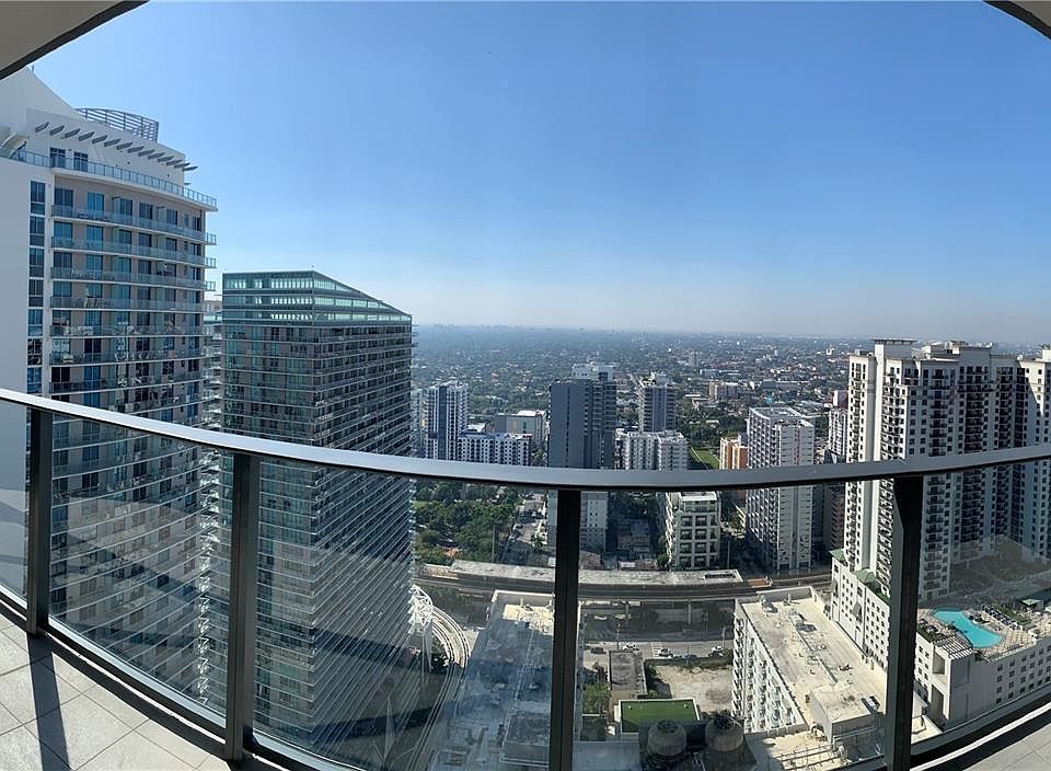 1st image of 1000 Brickell Plz Unit 3904