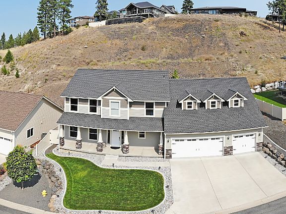 2nd image of 16319 E Whirlaway Ln