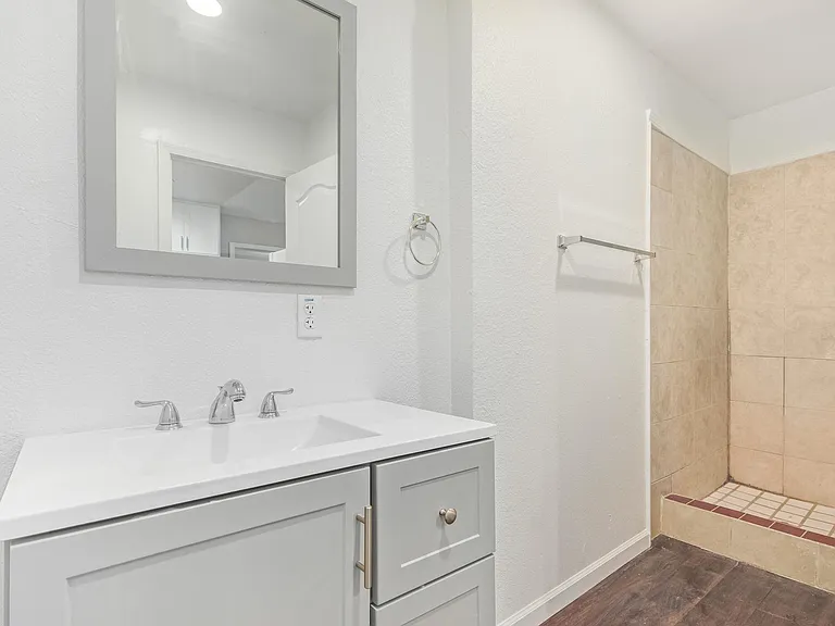 1802 N 26th Pl — Photo 22