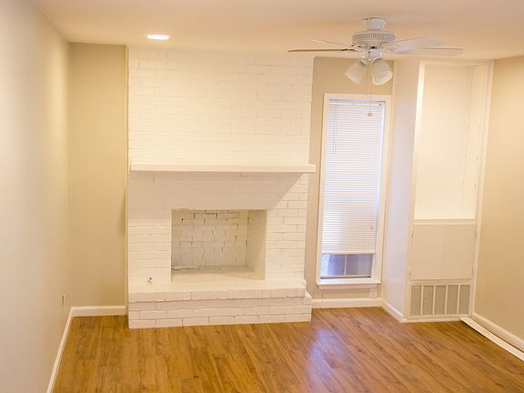4th image of 1304 Hollow Creek Dr APT C