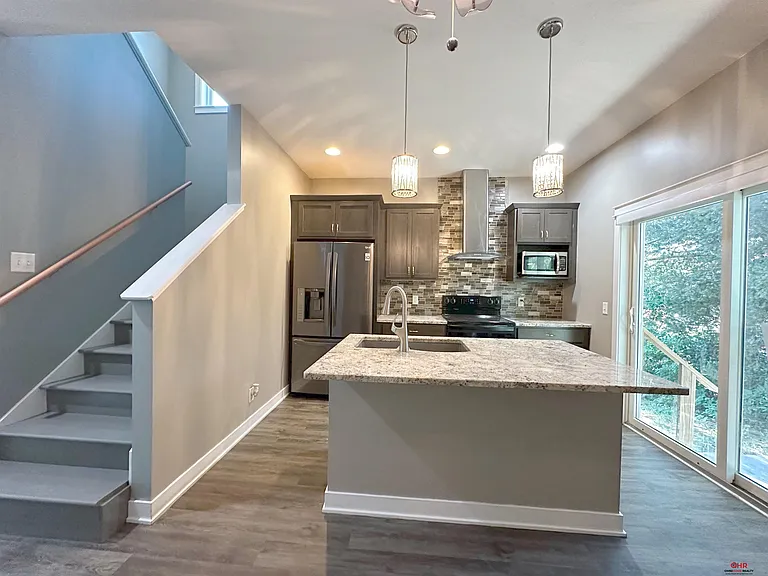 3445 S St — Photo 16