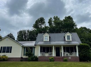 3215 Berkley Hills Dr W, Gadsden, AL 35907