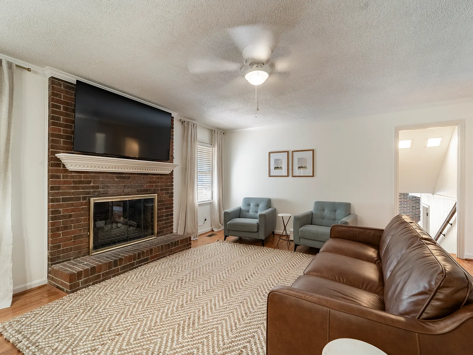 4 bed, 2846 sqft, $5,000 — Photo 3