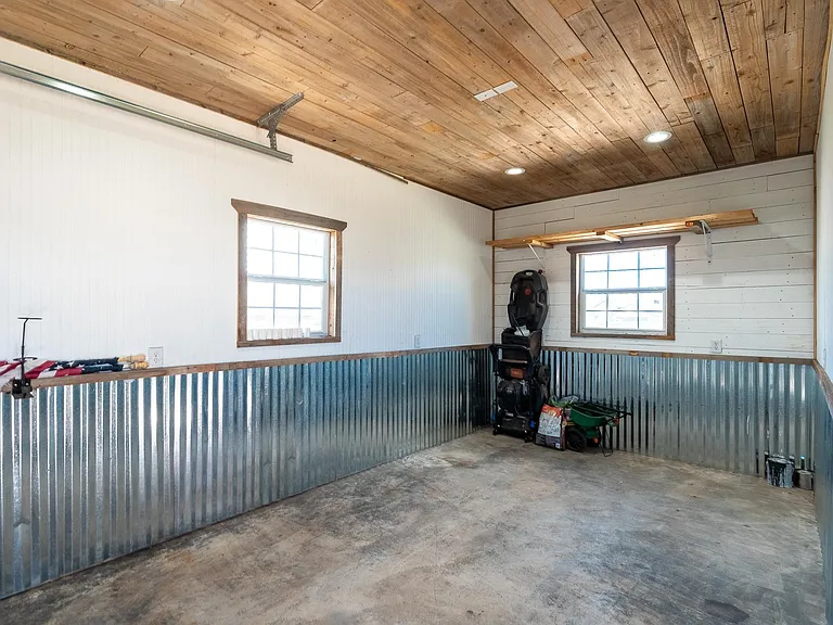 133 Bell St — Photo 46