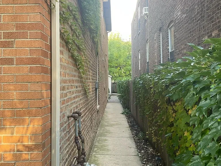 1038 N Hermitage Ave — Photo 18