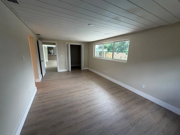 1822 Banyan Tree Dr — Photo 11