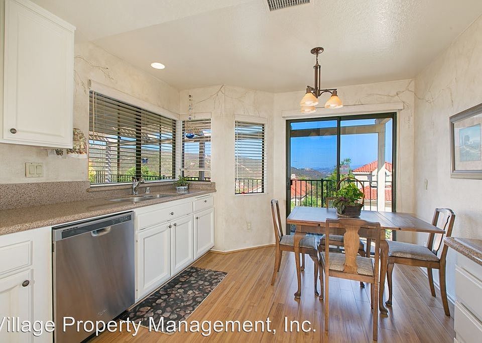 1st image of 28884 Vista Valley Dr
