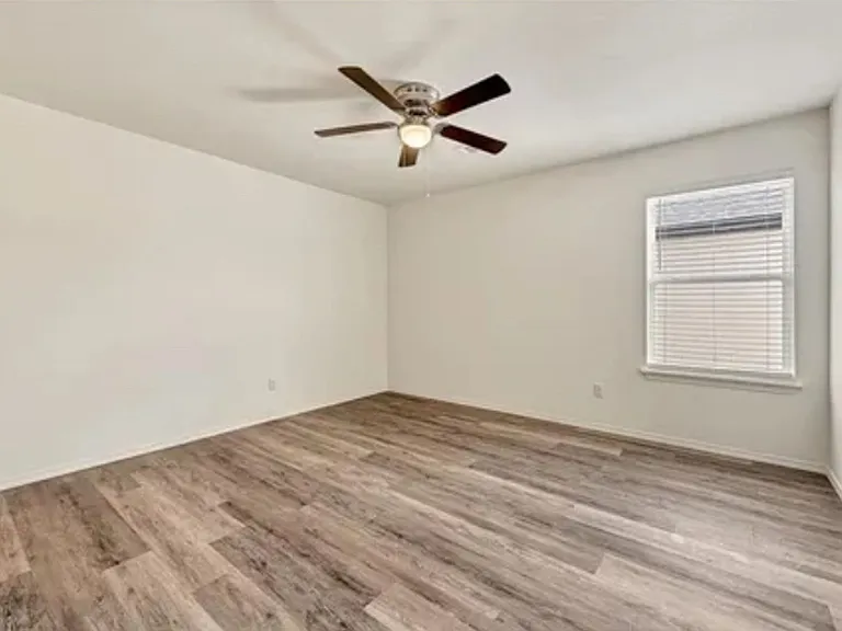766 S Amarillo Ave — Photo 16