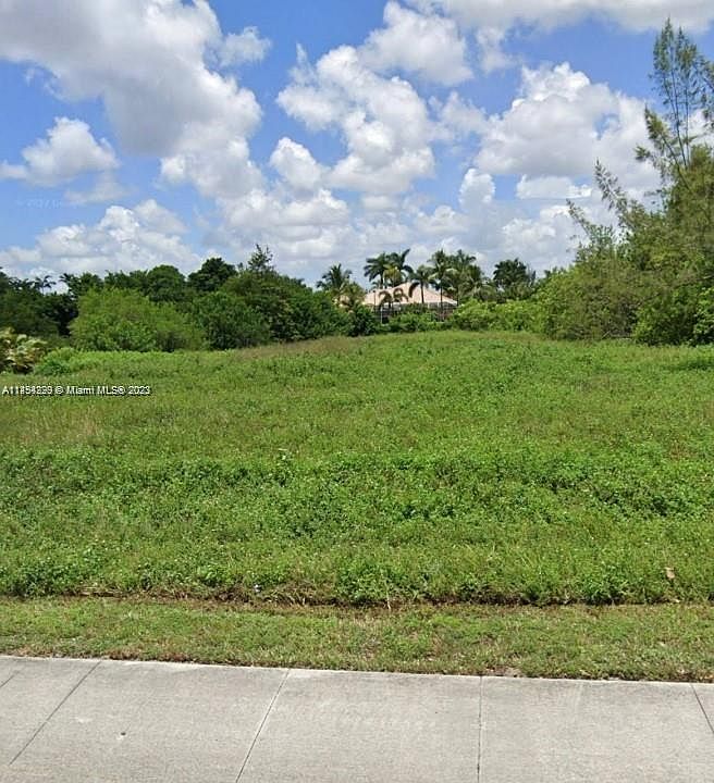1st image of 11301 W Sunrise Blvd
