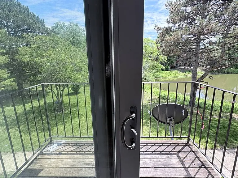 1527 Norway Ln #2B — Photo 9