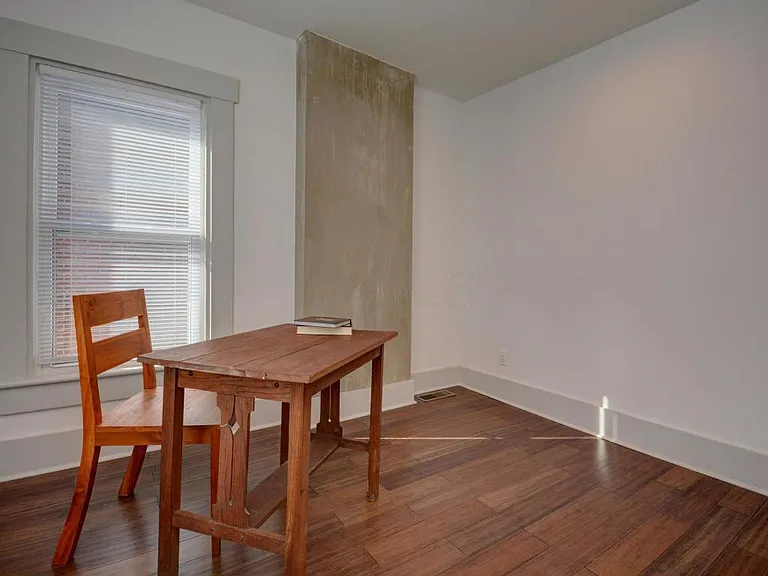 927 Linwood Ave — Photo 19