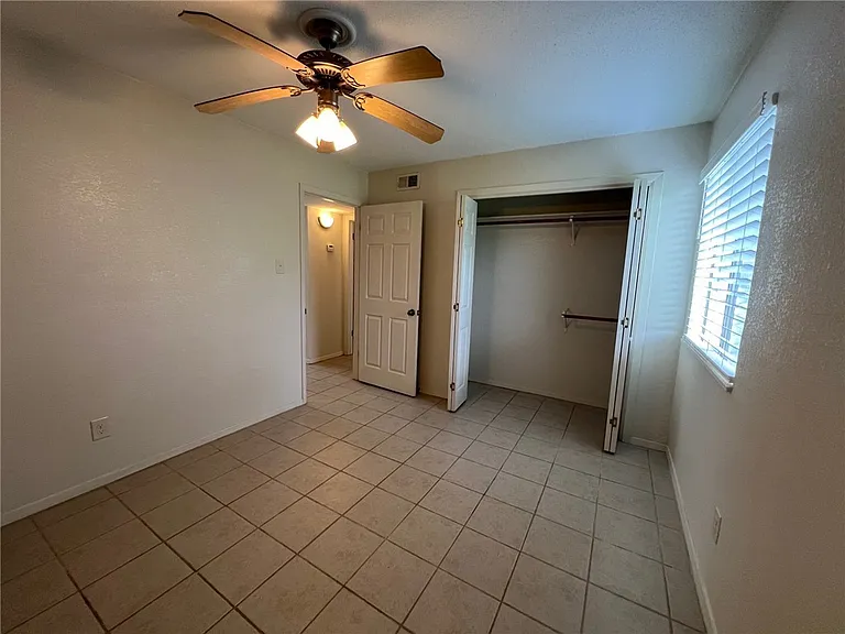 808 Natalie St #A — Photo 4