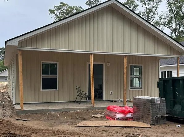 182 Priscilla Dr, Midway, GA 31320