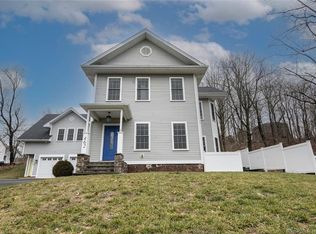 462 Main St, Cromwell, CT 06416