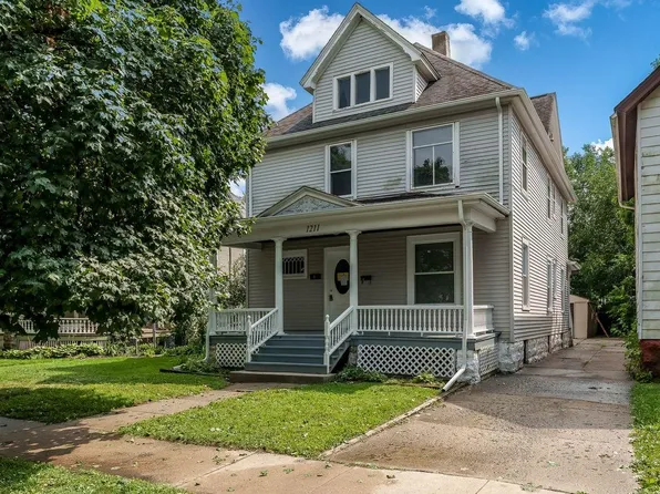 1211 4th Ave, Rockford, IL 61104