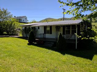 6954 Moccasin Valley Rd, Lebanon, VA 24266