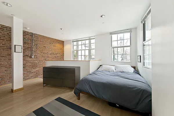 Rented by Nest Seekers International | media 23