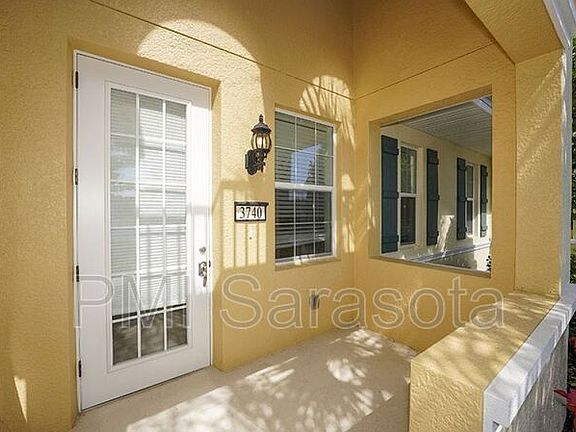 5th image of 3740 82nd Street Avenue Cir