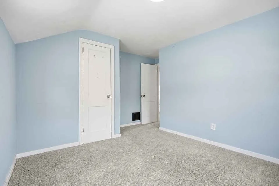 3 bed, 1100 sqft, $1,650 — Photo 4