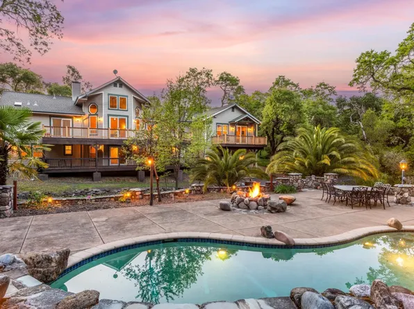 4291 Wake Robin Drive, Glen Ellen, CA 95442