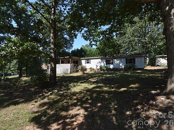 3rd image of 3011 Beard Rd