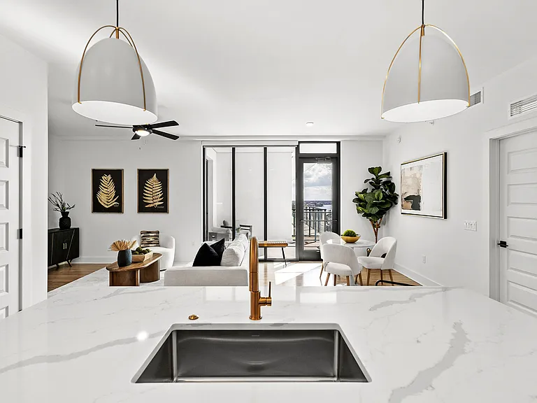 NOVEL Beach Park by Crescent Communities — Photo 41
