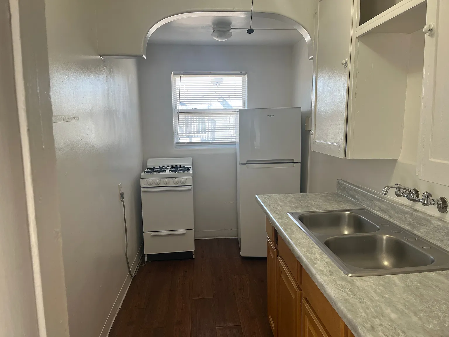 1420 4th St NW - Updated 2 bed / 1 bath in the Near North Valley — Photo 1