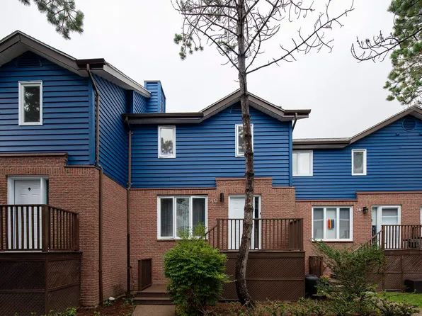 40 Attenborough Ct, Halifax, NS B3M 4C9