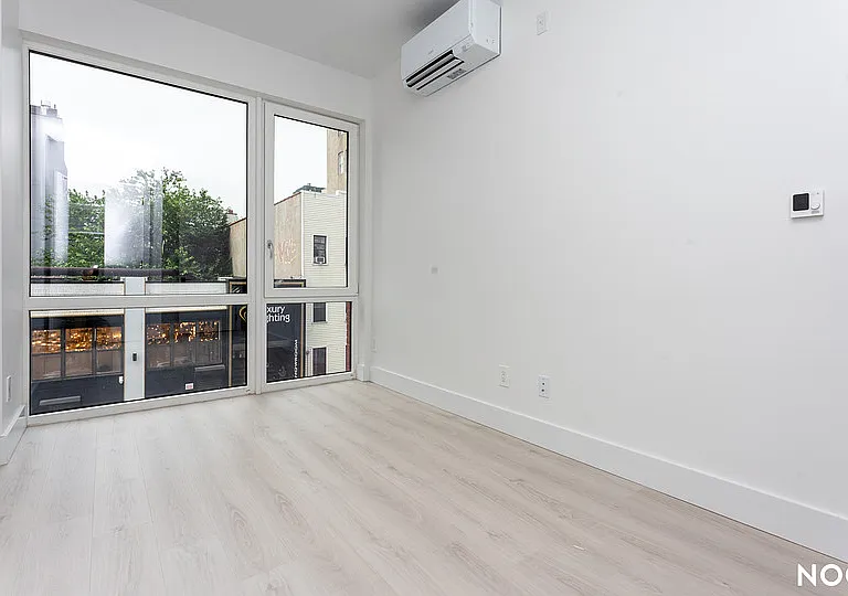 344 Lorimer St #4A — Photo 16