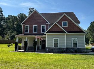 101 Birdsong Ct, Aberdeen, NC 28315