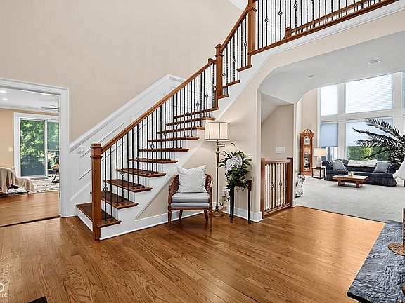 5th image of 5424 Woodfield Dr N