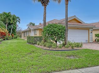 5013 Magnolia Bay Cir, Palm Beach Gardens, FL 33418