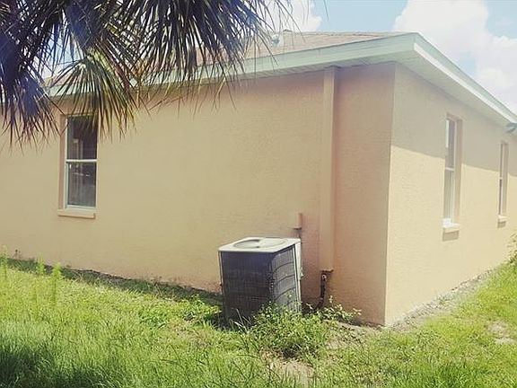3rd image of 11316 Laurel Brook Ct