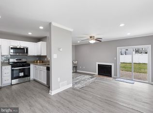 18 Kelston Dr, Newark, DE 19702