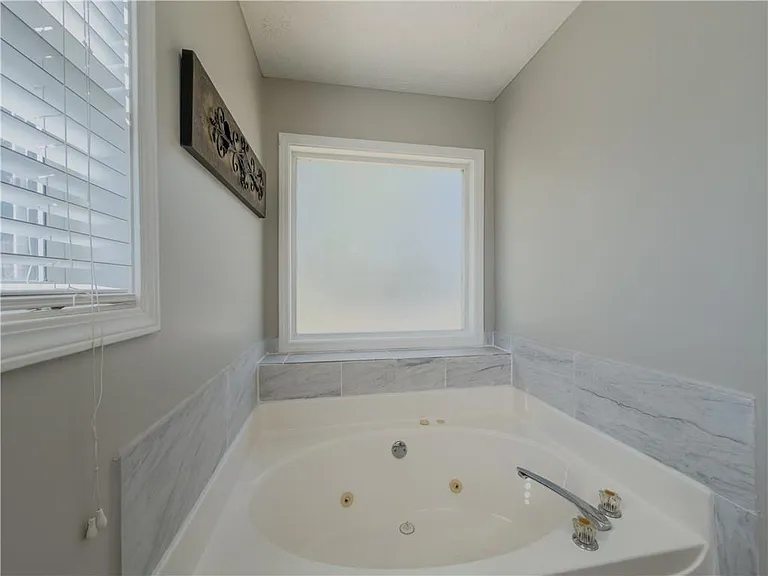 593 Red Tip Ln — Photo 8