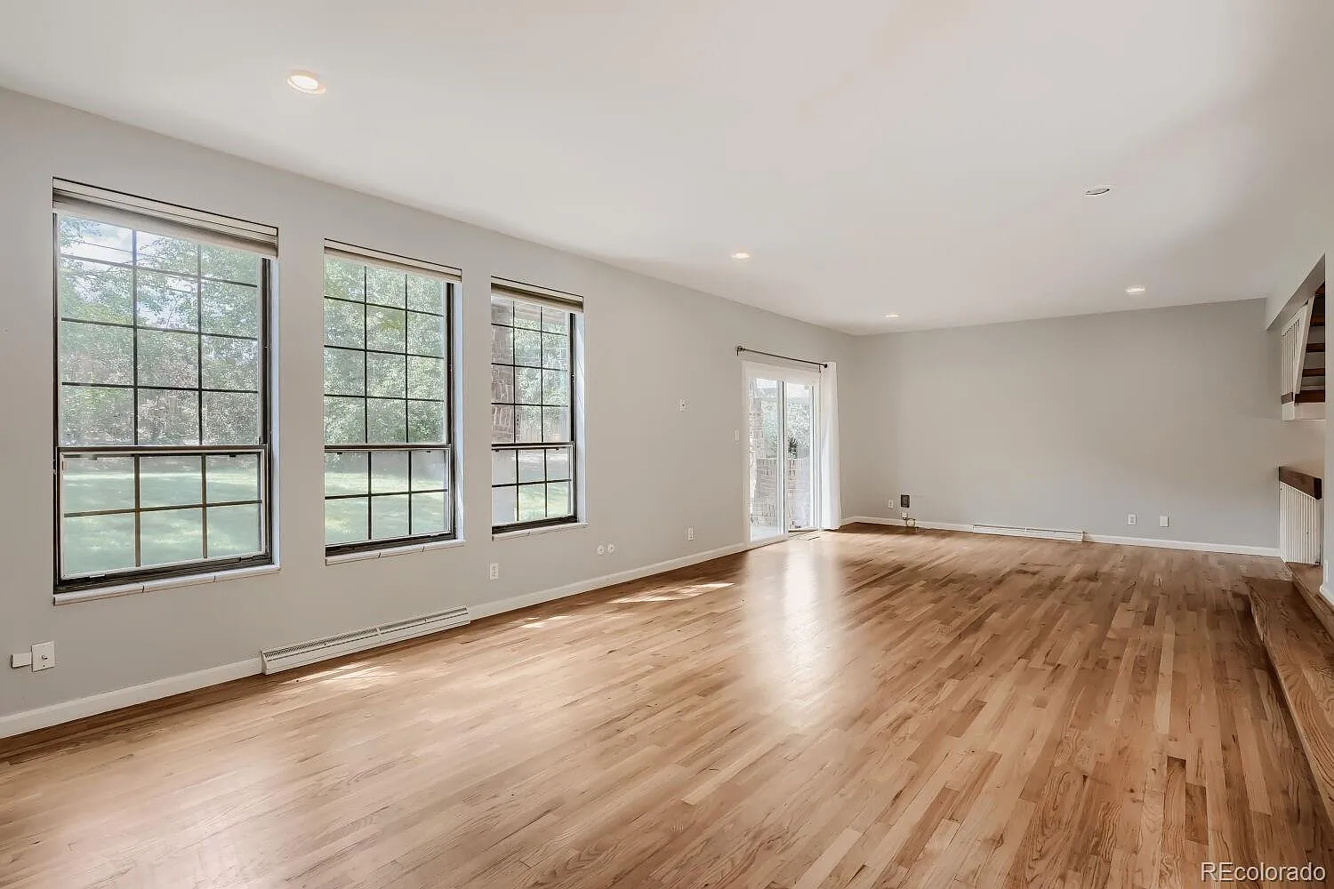 3 bed, 2.5 bath, 3565 sqft, $3,265 — Photo 4