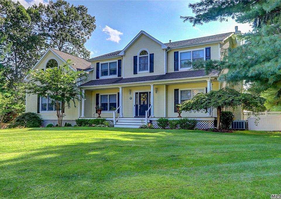 1st image of 29 Wildflower Dr