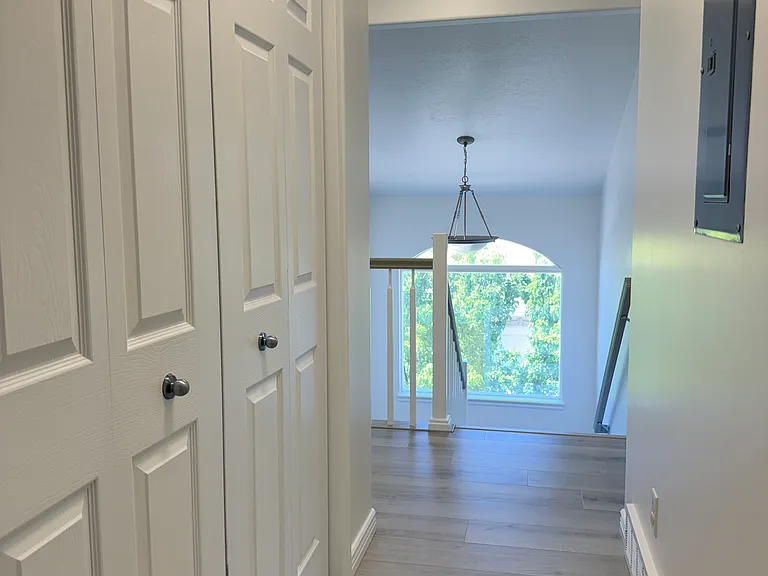 9661 S Villa Springs Cv — Photo 12