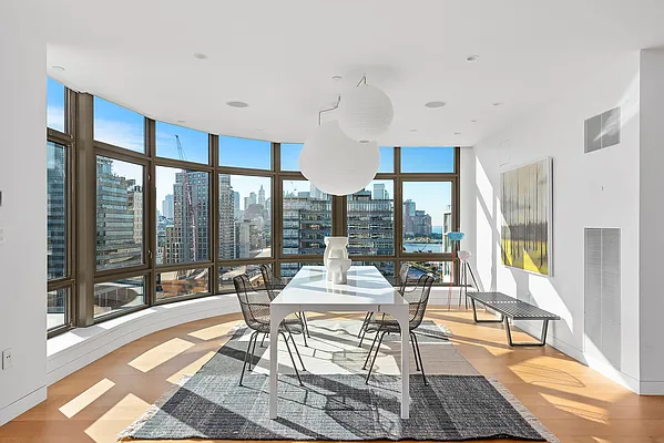 Sold by Corcoran | media 6