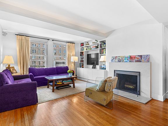 3rd image of 302 W 12th St APT 3E