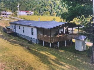 175 Tom Coal Rd, Evarts, KY 40828
